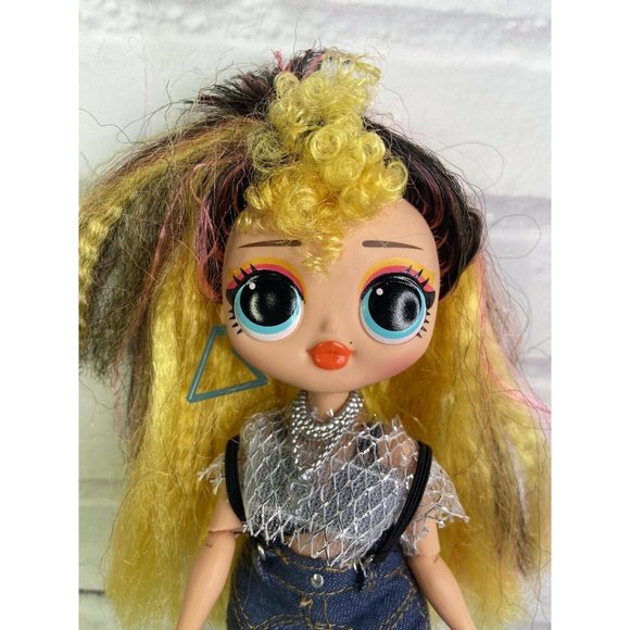 LOL Surprise OMG Remix Pop B.B. Fashion Doll With Outfit and Shoes MGA - Picture 2 of 10
